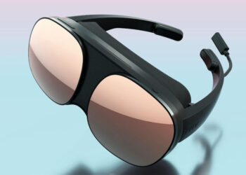 HTC VIVE Flow VR Glasses Review, Price, Features