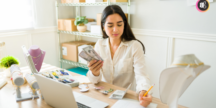 How To Make Money Online As a Student In 2025